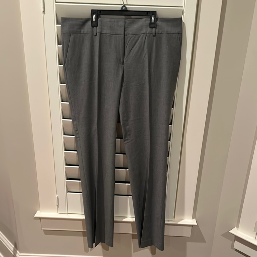 Ann Taylor Women’s Gray Dress Pants, Sz 12. Like New Condition